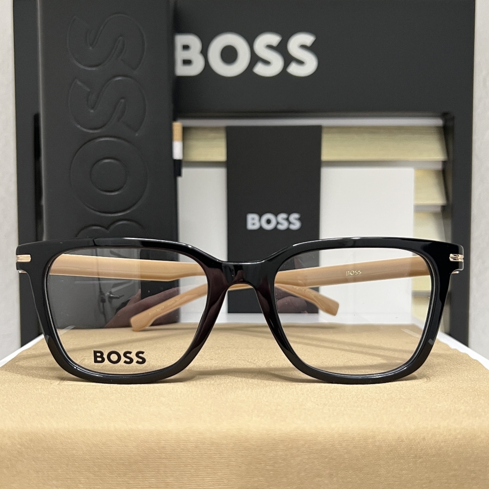 HUGO BOSS Glasses Style 1541/F in Black Outside
